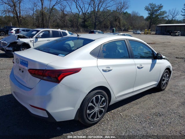 Hyundai ACCENT SE 2018 3KPC24A37JE020715 Image 4