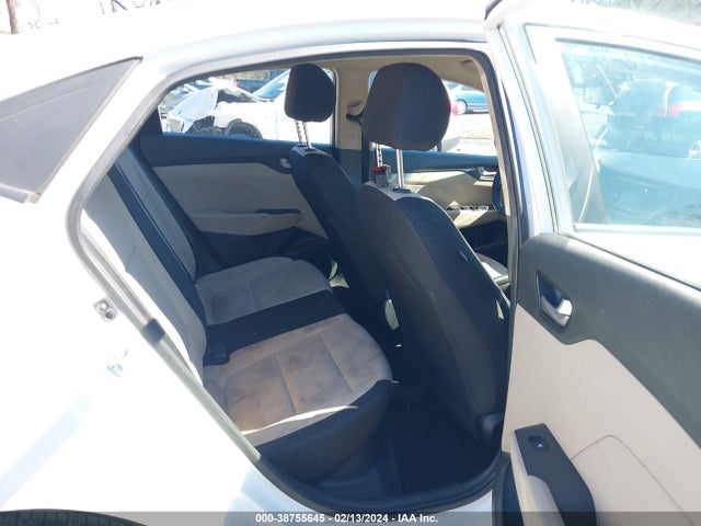 Hyundai ACCENT SE 2018 3KPC24A37JE020715 Image 8