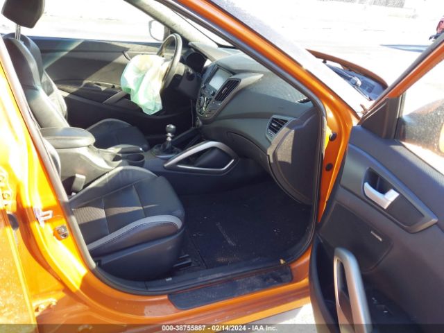 KMHTC6AE4GU248851 Hyundai Veloster Turbo