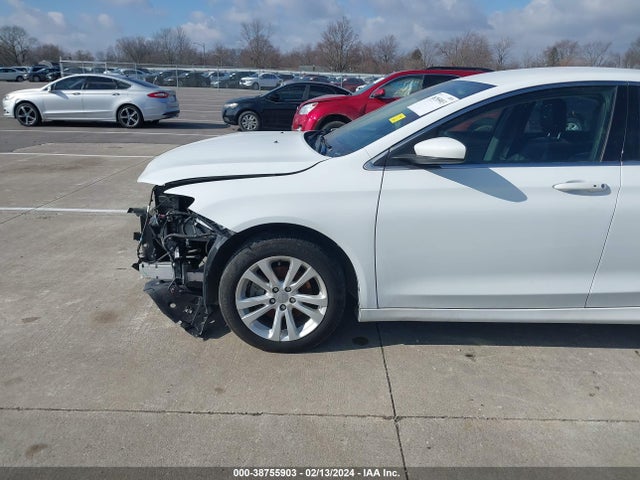 1C3CCCAB4GN178162 Chrysler 200 Limited Platinum