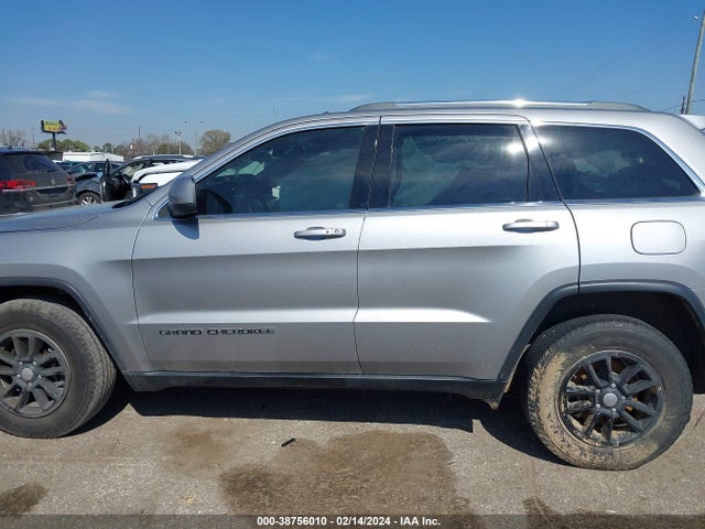 Jeep Grand Cherokee Laredo E 4x2 2019 1C4RJEAG6KC857549 Image 14