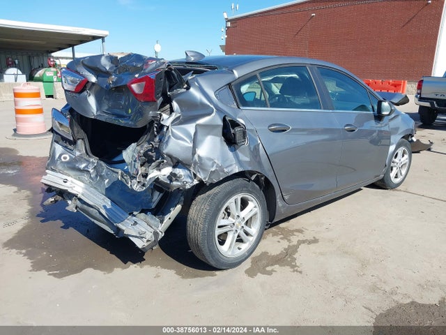 Chevrolet Cruze Lt Auto 2018 1G1BE5SM0J7225480 Image 4
