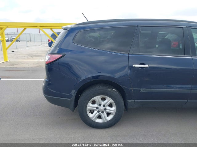 Chevrolet Traverse Ls 2015 1GNKRFKDXFJ234772 Image 16