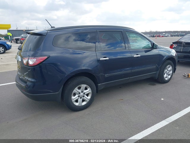 Chevrolet Traverse Ls 2015 1GNKRFKDXFJ234772 Image 4