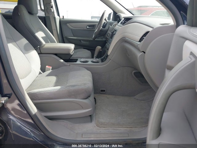 Chevrolet Traverse Ls 2015 1GNKRFKDXFJ234772 Image 5