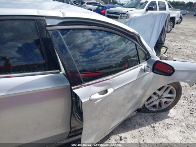 3FA6P0H7XGR377409 Ford FUSION SE