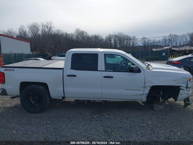 Chevrolet Silverado 1500 2lt 2018 3GCUKRECXJG450092 Image 14
