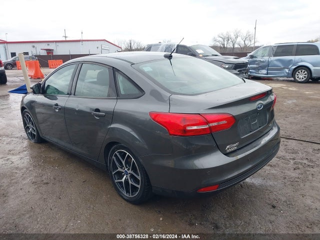 Ford FOCUS SEL 2017 1FADP3H29HL237350 Image 3