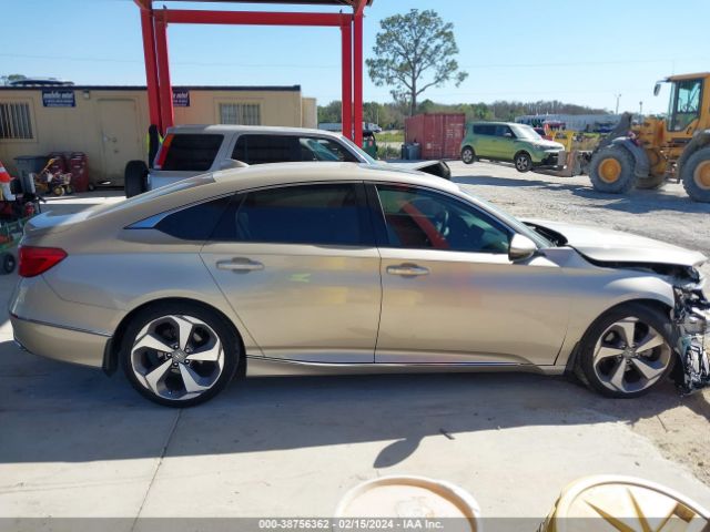 1HGCV2F97JA053226 Honda Accord Touring 2.0t