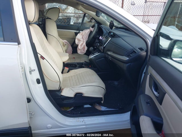 Honda CR-V LX 2018 2HKRW6H37JH211062 Image 5