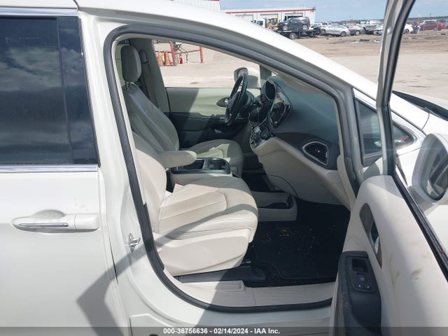 2C4RC1BG9MR584621 Chrysler Pacifica Touring L