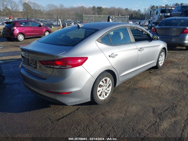 Hyundai ELANTRA SE 2017 5NPD74LF8HH132460 Image 4