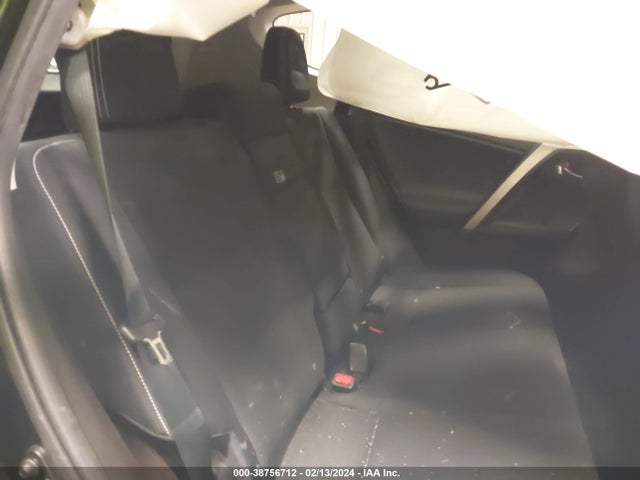 2016 TOYOTA RAV4 HYBRID XLE VIN: JTMRJREV1GD035016