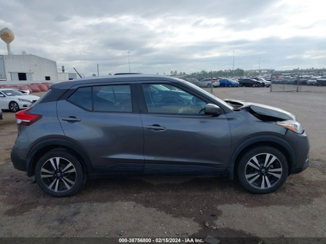 3N1CP5CU1KL566133 Nissan KICKS SV