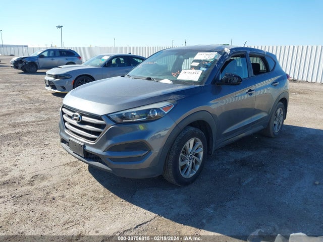 Hyundai TUCSON SE 2016 KM8J23A48GU188878 Image 2