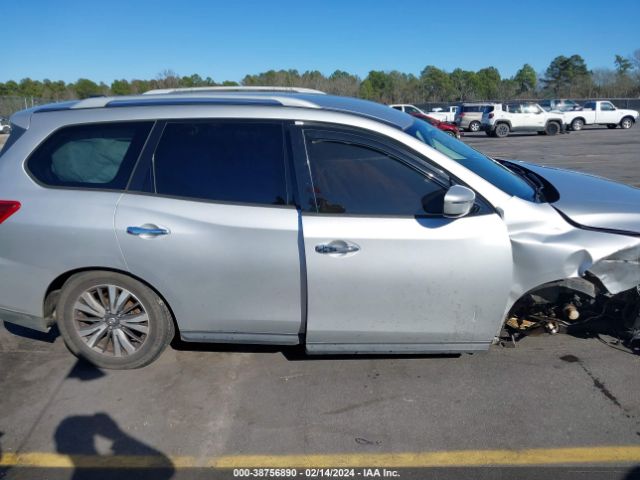 5N1DR2MN1HC672454 Nissan Pathfinder Sv