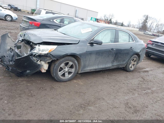 Chevrolet MALIBU 1LT 2015 1G11C5SL3FF115318 Image 2