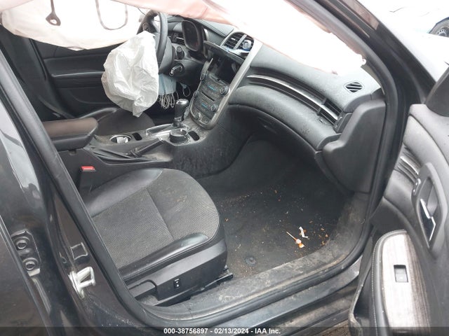 Chevrolet MALIBU 1LT 2015 1G11C5SL3FF115318 Image 5