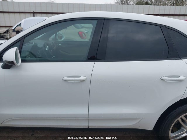 Porsche Macan 2019 WP1AA2A53KLB02240 Image 15