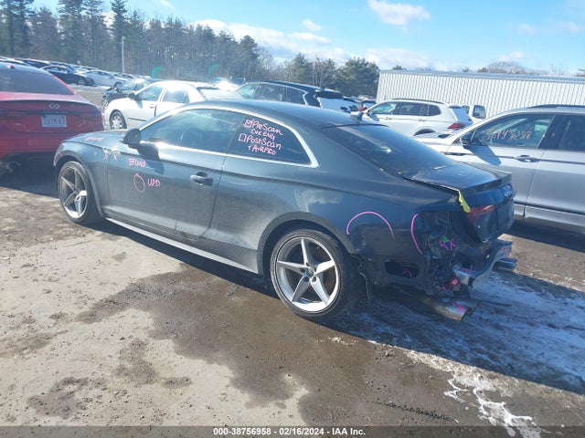 WAUTNAF55JA032314 Audi A5 2.0t Premium