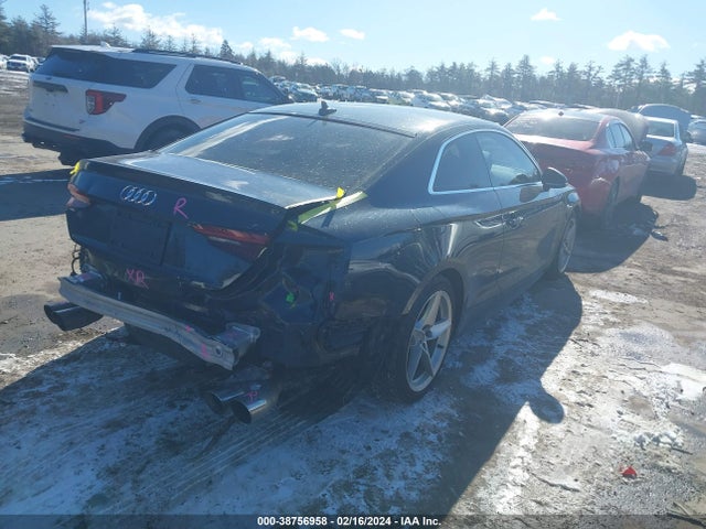 WAUTNAF55JA032314 Audi A5 2.0t Premium
