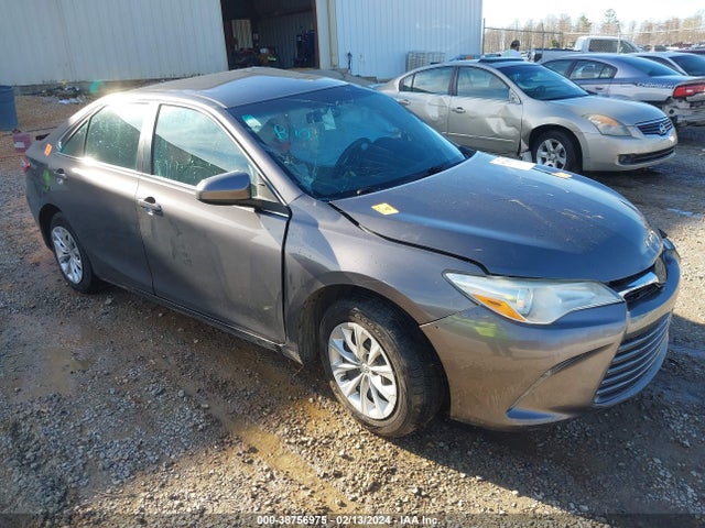 2016 4T4BF1FK1GR582782 main image
