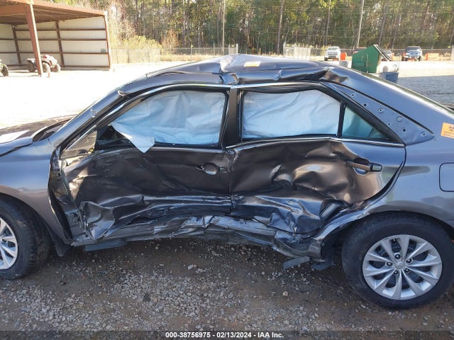 Toyota CAMRY LE 2016 4T4BF1FK1GR582782 Image 14