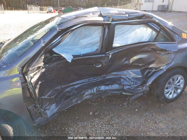 Toyota CAMRY LE 2016 4T4BF1FK1GR582782 Image 6