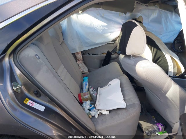Toyota CAMRY LE 2016 4T4BF1FK1GR582782 Image 8