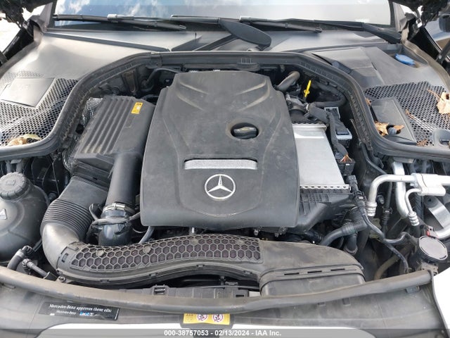 WDDWF4KB2JR414673 Mercedes-Benz C 300 4matic