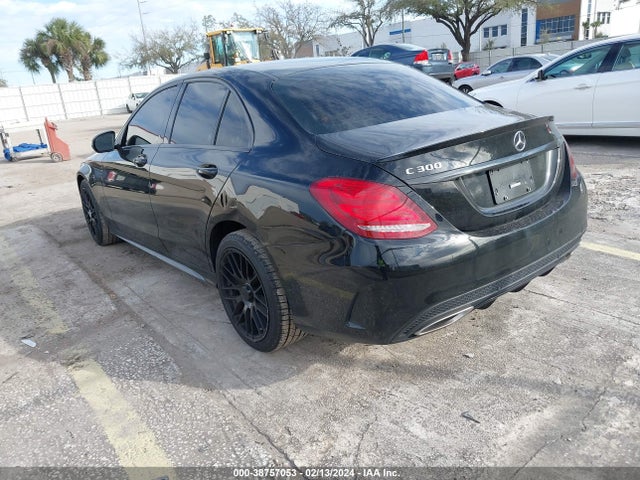 WDDWF4KB2JR414673 Mercedes-Benz C 300 4matic
