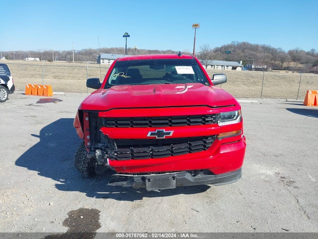 Chevrolet Silverado 1500 Custom 2018 3GCUKPEC7JG196166 Image 12