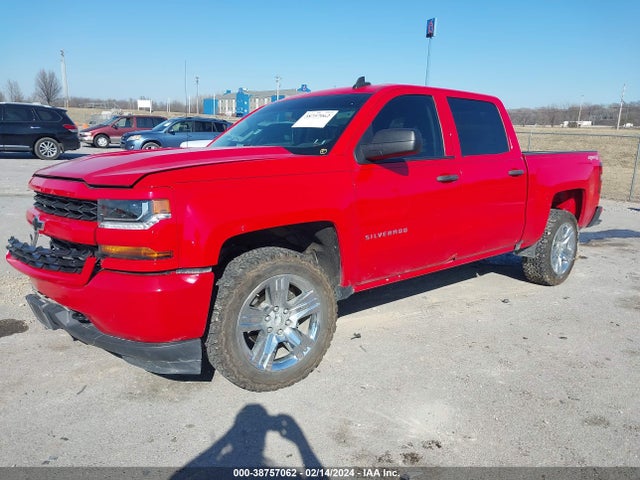 Chevrolet Silverado 1500 Custom 2018 3GCUKPEC7JG196166 Image 2