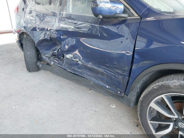 5N1AT2MT9LC717636 Nissan Rogue Sl Fwd