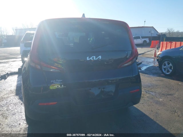 KIA SOUL LX 2022 KNDJ23AU4N7184083 Image 17