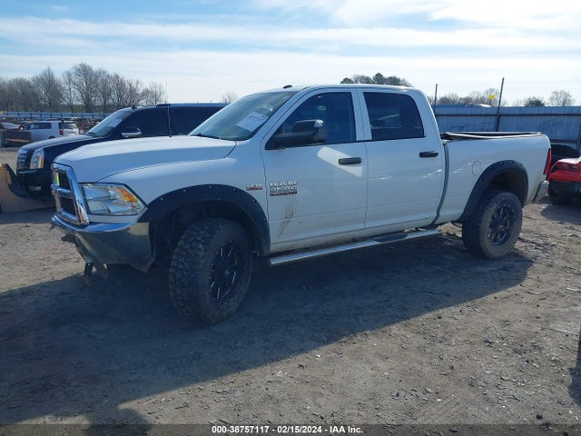 RAM 2500 Tradesman 2015 3C6UR5CJ7FG634572 Image 2