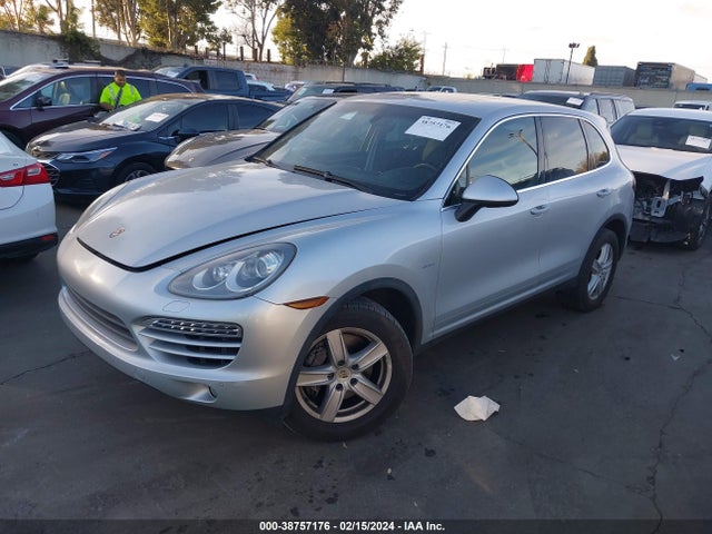 2013 PORSCHE CAYENNE WP1AF2A23DLA31180 Photo 1