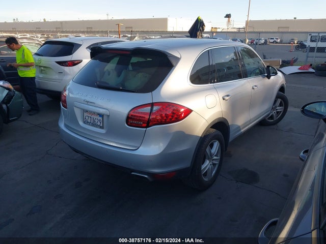 2013 PORSCHE CAYENNE WP1AF2A23DLA31180 Photo 3