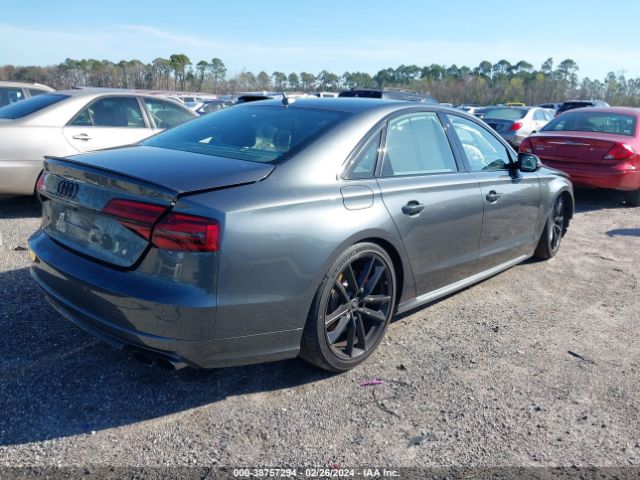 2016 AUDI S8 WUAJ5AFD1GN901089 Photo 3