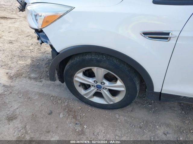 1FMCU0GX1EUA63978 Ford ESCAPE SE