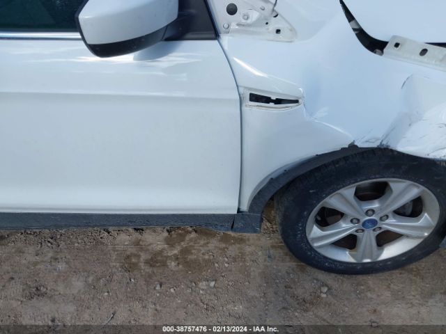 1FMCU0GX1EUA63978 Ford ESCAPE SE