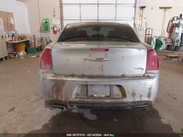 Chrysler 300 300s Awd 2018 2C3CCAGG4JH300462 Image 16