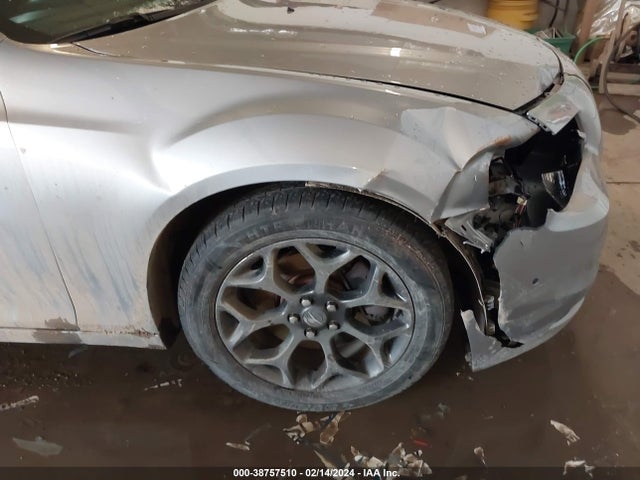 Chrysler 300 300s Awd 2018 2C3CCAGG4JH300462 Image 18