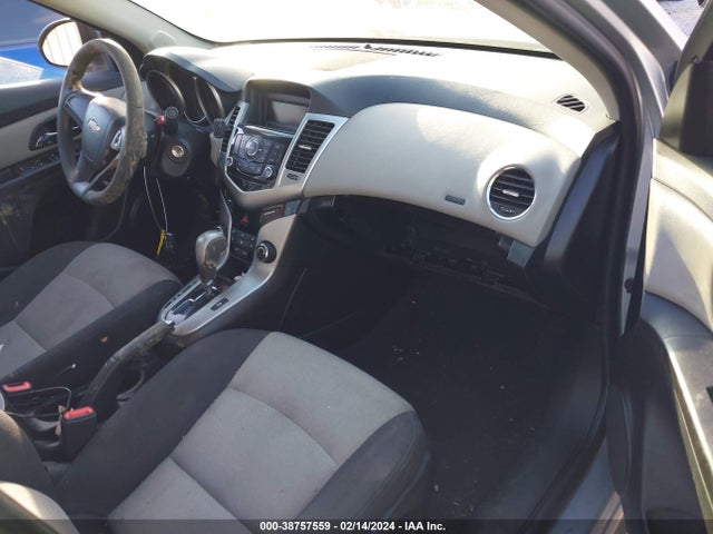 Chevrolet Cruze Ls Auto 2015 1G1PA5SH7F7182476 Image 5