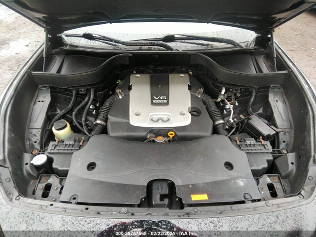 JN8CS1MW5GM750870 Infiniti QX70