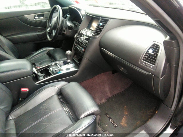 JN8CS1MW5GM750870 Infiniti QX70