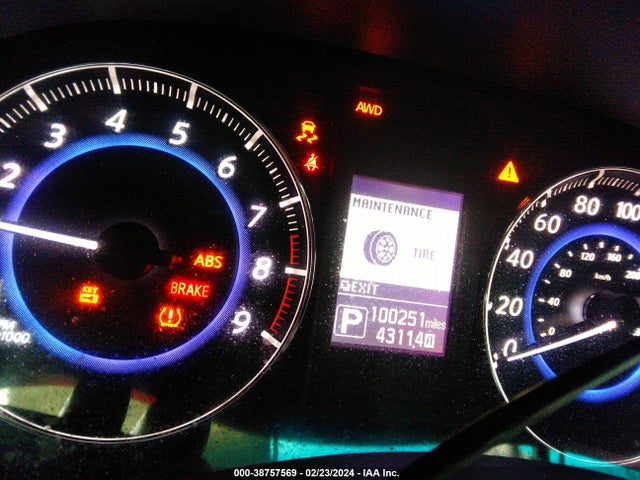 JN8CS1MW5GM750870 Infiniti QX70