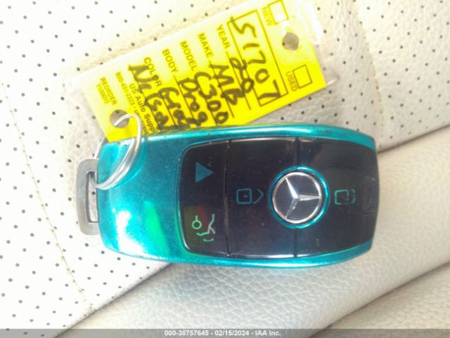 W1KWF8DB7LR599858 Mercedes-Benz C 300
