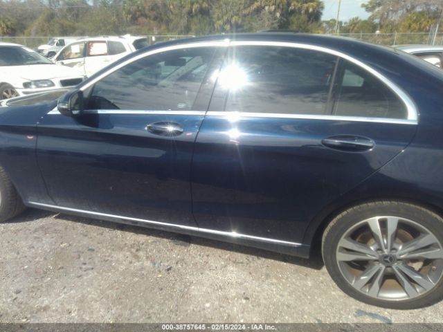 W1KWF8DB7LR599858 Mercedes-Benz C 300