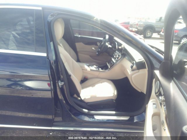 W1KWF8DB7LR599858 Mercedes-Benz C 300